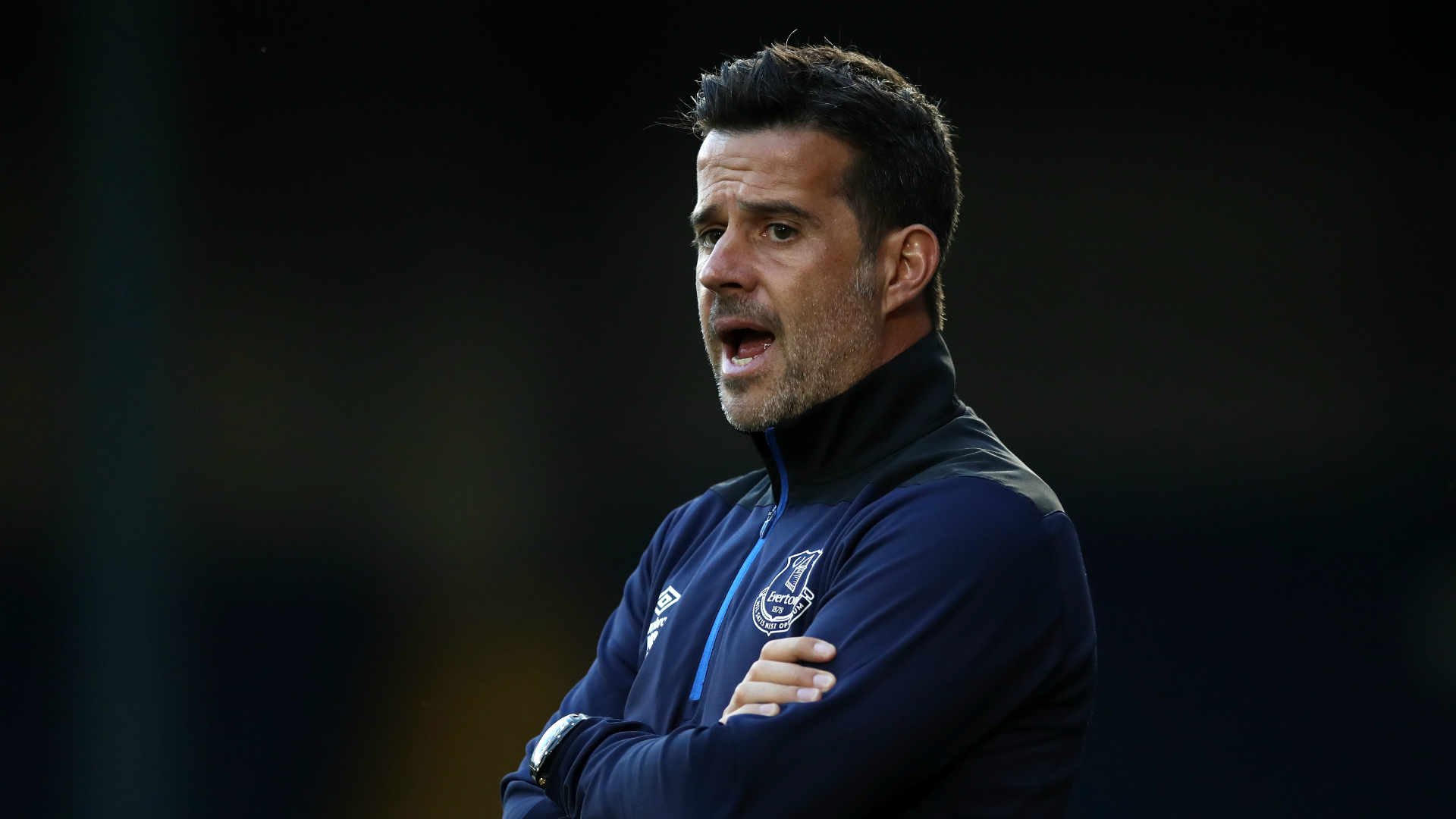 舒梅切尔曾 舒梅切尔曾